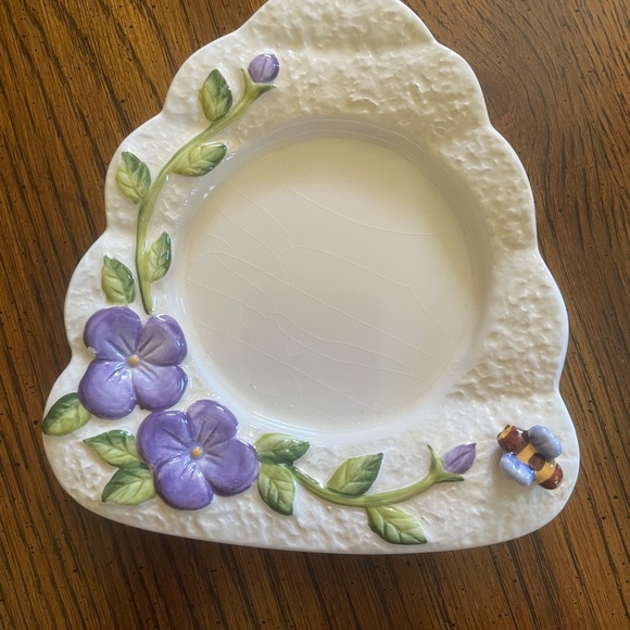 Home Interiors Spring Flowers & Bees - Picture 3 of 7